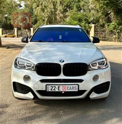 بی ئێم دەبڵیو X6